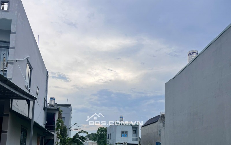 Bán lô đất 1/ đường Nguyễn Thị Minh Khai, Phú Hòa, Thủ Dầu Một, BD