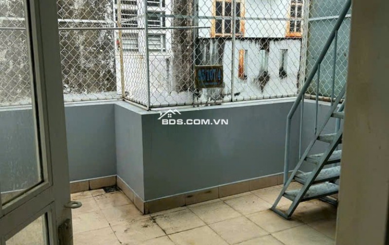 BÁN GẤP NHÀ 4 TẦNG - HẺM XE HƠI 8M OTO TRÁNH NHAU LÊ VĂN LƯƠNG, P. TÂN KIỂNG, Q7