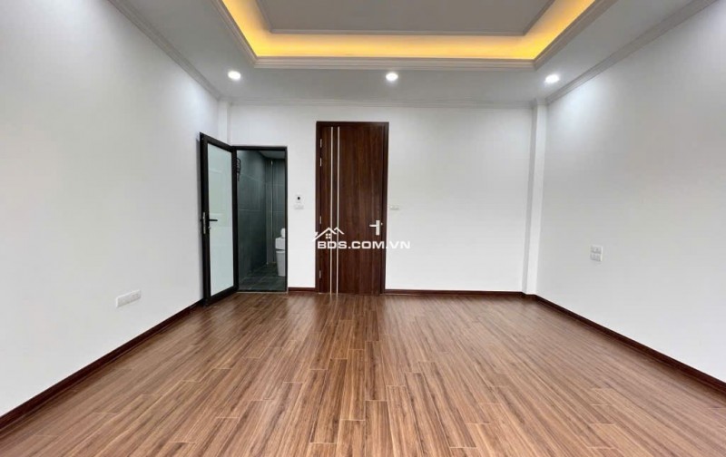 CỰC PHẨM THANH XUÂN - NHÀ MỚI KING KOONG -6 TẦNG THANG MÁY -VÔ VÀN TIỆN ICH