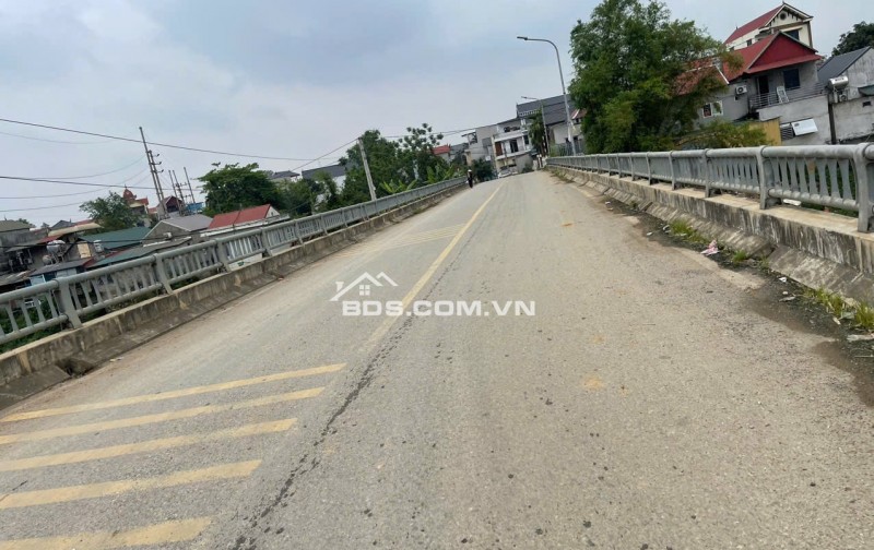 Bán 109m và 111m full ont 
vị trí : thủy xuân tiên-tiên chương mỹ-hà nội
cách quốc lộ 6 chỉ 500m