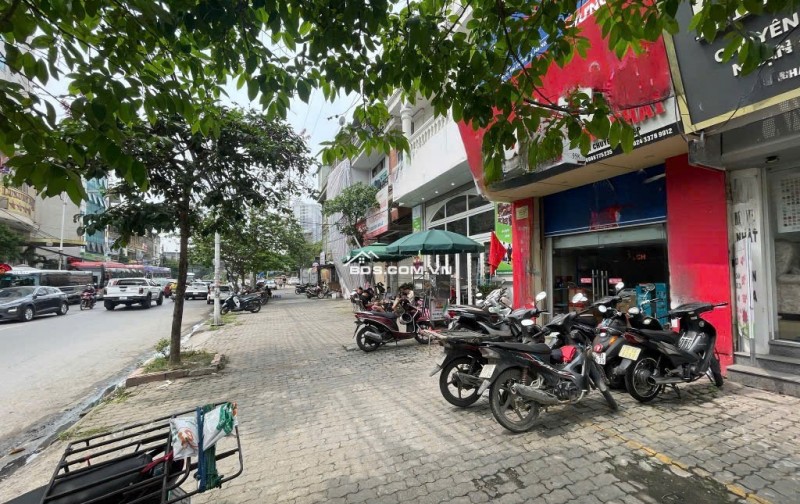 Bán Nhà Mặt Phố Minh Khai 55m 5 Tầng Vỉa Hè Đá Bóng Quy Hoạch Ổn Định