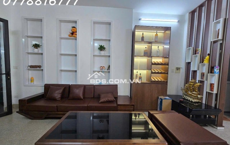 Chính chủ cần bán gấp nhà Mỹ Đình, dân xây tâm huyết,  41m2 - 4t - mt 4m - nhỉnh 8  tỷ