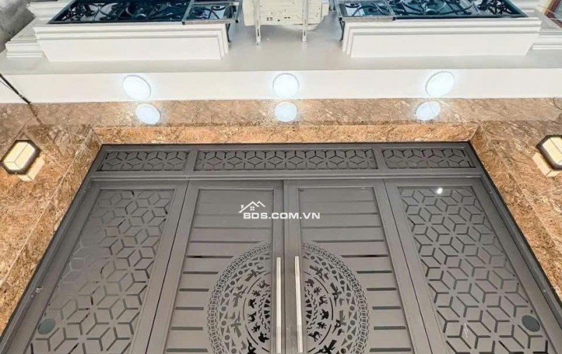 Chung cư mini Cầu Giấy, 60m2 - 6 tầng - mt 6m - 20 phòng kk - khoan 110tr/1t - nhỉnh 17 tỷ