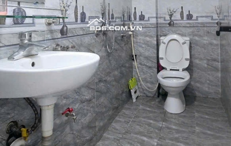 Bán Nhà Tam Trinh Xây Mới 2 Tầng 2 Phòng Ngủ Giá 2.68 Tỷ Nhà Chưa Sổ