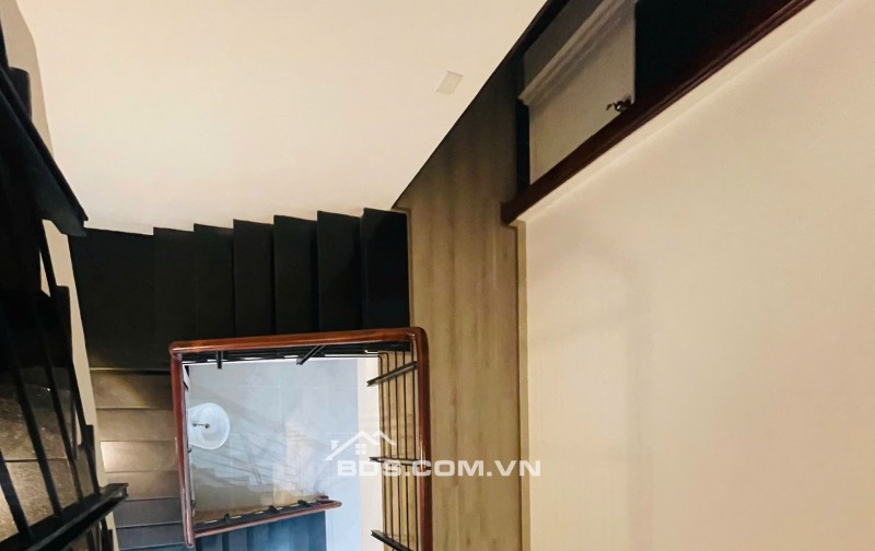 BÁN NHÀ MẶT TIỀN HÀN MẶC TỬ - NHÀ ĐẸP - NỘI THẤT ĐẸP -NỞ HẬU - GẦN BIỂN- GẦN SÔNG HÀN