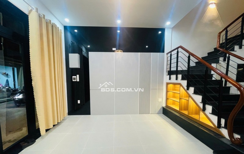 BÁN NHÀ MẶT TIỀN HÀN MẶC TỬ - NHÀ ĐẸP - NỘI THẤT ĐẸP -NỞ HẬU - GẦN BIỂN- GẦN SÔNG HÀN