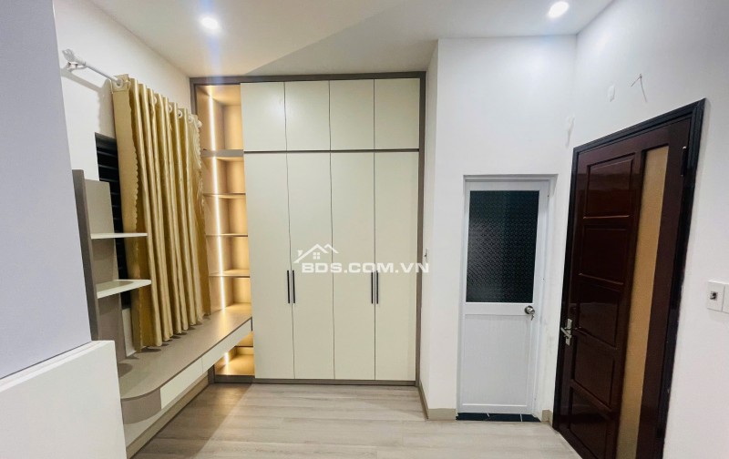 BÁN NHÀ MẶT TIỀN HÀN MẶC TỬ - NHÀ ĐẸP - NỘI THẤT ĐẸP -NỞ HẬU - GẦN BIỂN- GẦN SÔNG HÀN