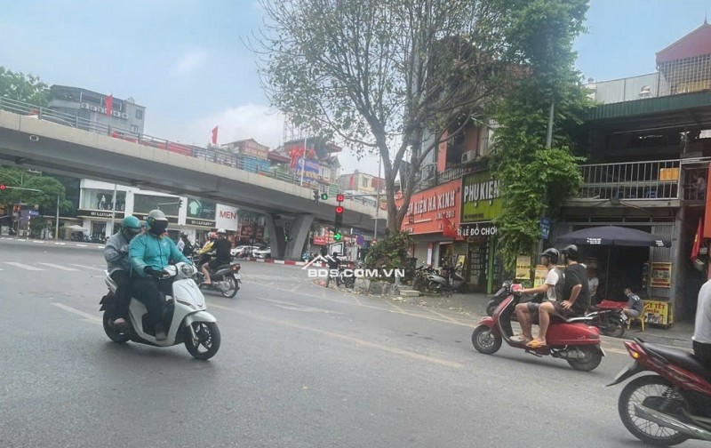 NHANH KHÔNG KỊP- CĂN GÓC GẦN 50M2 TRÊN KHU ĐẤT VÀNG HAI BÀ TRƯNG - BÁCH KINH XÂY CHỈ 4.XX TỶ