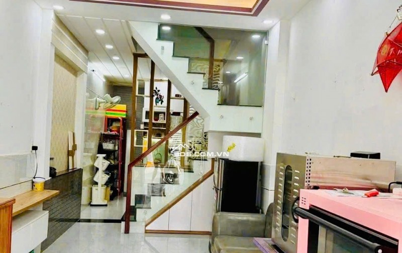 Bán nhà đẹp hẻm 8m chợ Thạch Đà, chung cư Dreamhome, 40m2, 2 tầng, chỉ 4 tỷ 5 +