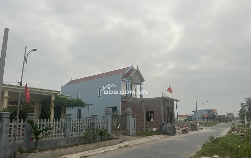 CHÍNH CHỦ CẦN BÁN CẮT LỖ LÔ SIÊU ĐẸP-GIÁ NHỈNH TỶ CHO CÁC NHÀ ĐẦU TƯ
