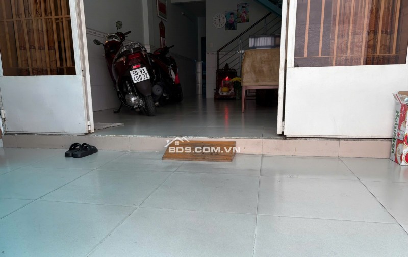 Chính chủ cần bán gấp nhà cấp 4 ngay sau trường Tiểu học Võ Thị Sáu