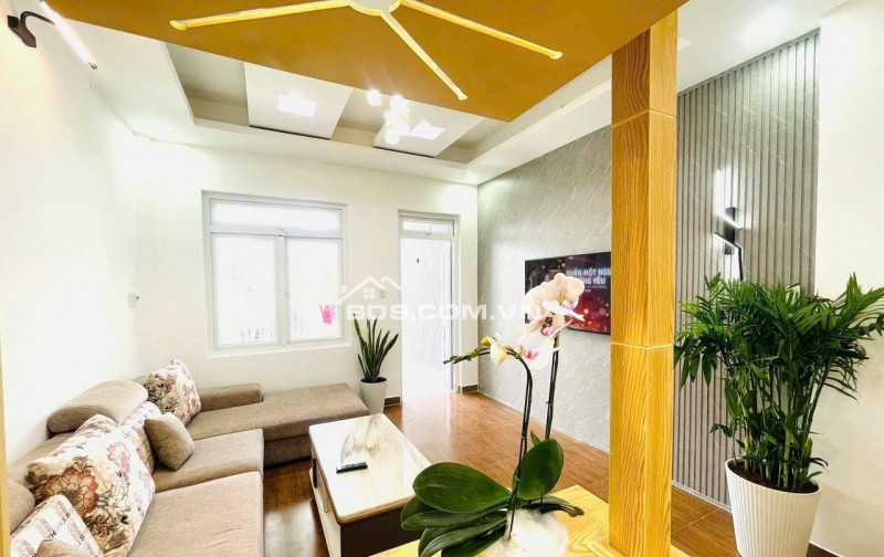 NHÀ ĐẸP SỔ XÂY DỰNG NHƯ TRONG HÌNH TẠI CAO THẮNG P7 ĐÀ LẠT, cách chợ Ngô Quyền chỉ 400m