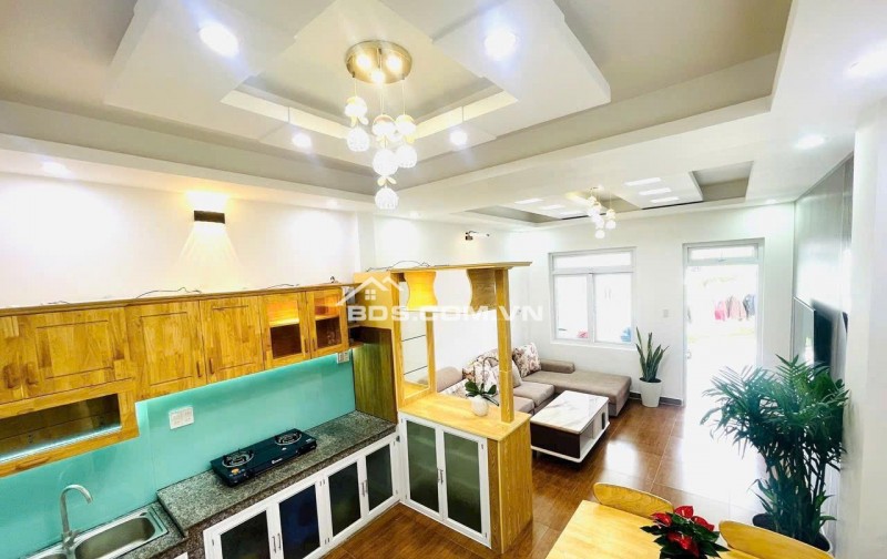 NHÀ ĐẸP SỔ XÂY DỰNG NHƯ TRONG HÌNH TẠI CAO THẮNG P7 ĐÀ LẠT, cách chợ Ngô Quyền chỉ 400m