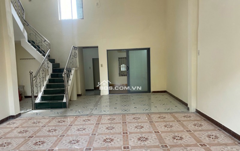 BÁN NHÀ CÁCH BIỂN XUÂN THIỀU 500M, DT 150M2 (2 TẦNG) SHR CHỈ 4.5 TỶ. LH:0909623435.