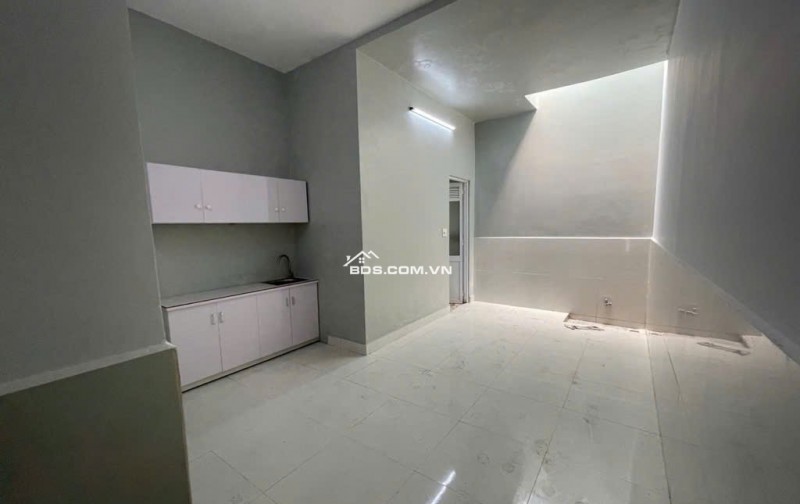 BÁN NHÀ HXH PHƯỜNG HIỆP THÀNH 88M2 2 LẦU NGANG 4.3M NHỈNH 5 TỶ