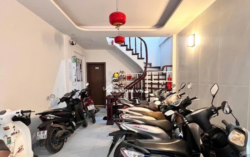 Chung cư mini Dương Quảng Hàm, Cầu Giấy - 5 tầng - 9 phòng - doanh thu 45 triệu / 1 tháng -  9.x tỷ