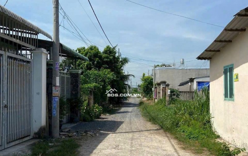 Bán đất nhà đường Nguyễn Thị Dưỡng, Tân Thạnh Đông, Củ Chi. 2,4 tỷ