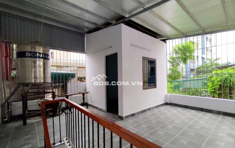 Bán nhà Phố Đại La – 39m² x 4 Tầng – Ngõ Nông, nhà đẹp, giá tốt 7,45 Tỷ