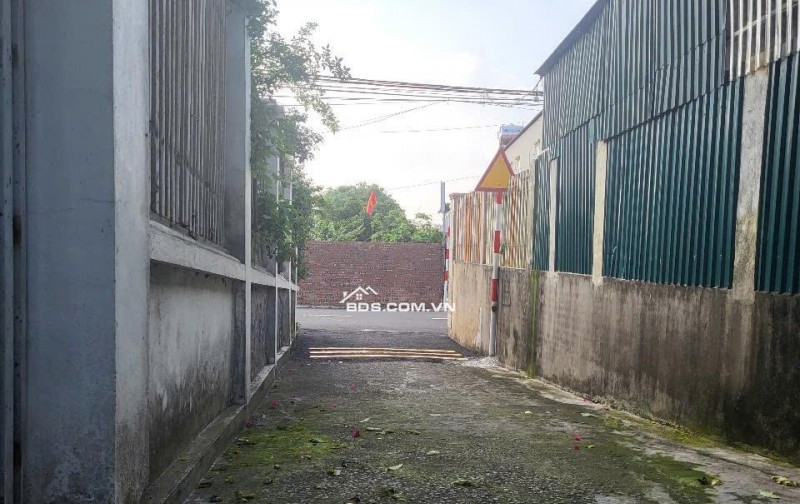  Bất Ngờ Với Lô Đất 120m² – Gần KCN, Cách Trục Chính Chỉ 20m – Giá Chỉ Vài Trăm Triệu!