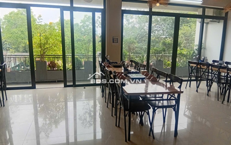 Văn phòng, kho Xuân Đỉnh 140m2 thang máy giá 12tr/th