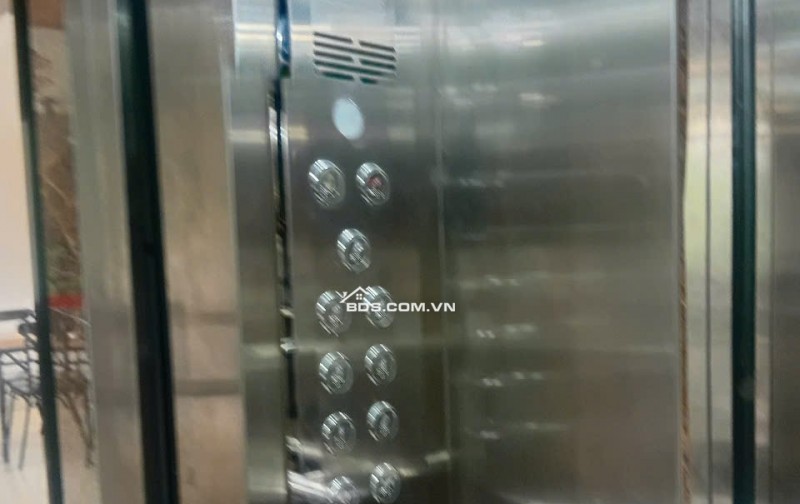 Văn phòng, kho Xuân Đỉnh 140m2 thang máy giá 12tr/th