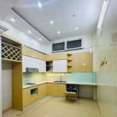 Bán gấp nhà Mỹ Đình – Lô Góc – Ô tô đỗ cửa – 36m2 – 5 Tầng – MT 4.1m – Giá chỉ 8 tỷ