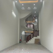 Bán nhà 54m2*5 tầng Vĩnh Quỳnh - Thanh Trì, ô tô đỗ của, Giá đầu tư