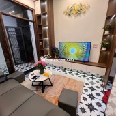 Bán gấp nhà LÔ GÓC Hào Nam- Đống Đa – 40m2 -4 Tầng – Chỉ 6.5 Tỷ