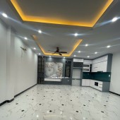 Bán nhà mới koong ngũ hiệp, Thanh Trì, 60m2*4 tầng , ô tô đỗ cổng - chỉ 6.9x tỷ .