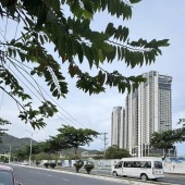 BÁN NHÀ 2 TẦNG MẶT TIỀN ĐƯỜNG PHẠM VĂN ĐỒNG - VĨNH HOÀ NHA TRANG 6TY2