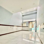 CHỦ GẤP BÁN NHÀ SỔ HỒNG RIÊNG 32M2. CHỈ 1.69 TỶ RẺ NHƯ VI BẰNG - THỚI AN - QUẬN 12.