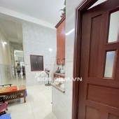 Cần bán nhà 3 tầng mặt tiền Nguyễn Công Trứ.