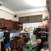 TÔ hiệu. Hà đông nhà 37m2 giá 8.x tỷ. Nhà 4 tầng. Vị trí trung tâm. Giáo thông thuân tiện