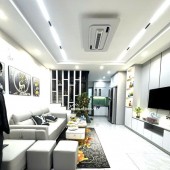 Bán Nhà Ngọc Hồi - DT 40m , Giá Nhỉnh 5 tỷ , oto đỗ cửa , Ngõ thông