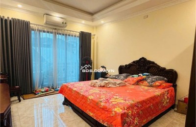 CẦN BÁN NHÀ BỒ ĐỀ LONG BIÊN 19.9 TỈ