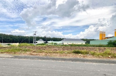 CẦN TIỀN BÁN GẤP 1023M2 ĐẤT ĐƯỜNG THÔNG KCN ĐANG HOẠT ĐỘNG ĐÔNG CÔNG NHÂN LÀM VIỆC. GIÁ 180TR