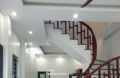 BÁN NHÀ ĐẸP 1.76 TỶ 3 TẦNG 47M2 ( ĐÔNG NAM ) NGÕ TRẦN QUANG KHẢI