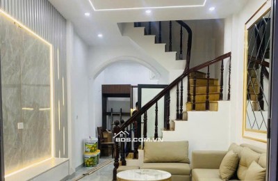 ĐẤT VÀNG PHÁO ĐÀI LÁNG - TRUNG TÂM ĐỐNG ĐA - BA BƯỚC RA ĐƯỜNG LÁNG 31M 4 TẦNG CHỈ 7.5 TỶ