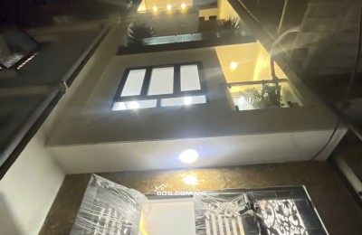 5.85 tỷ nhà Ngọc hồi, Thanh Trì, 50m2 xây 4 tầng , ô tô tới của - ô chờ thang máy.