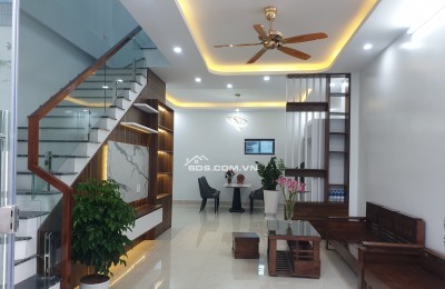 BÁN NHÀ ĐẸP 2.468 TỶ 3 TẦNG 51M2 ( TÂY NAM ) NGÕ KHU ĐÔ THỊ MỸ TRUNG