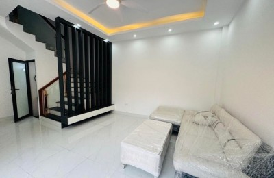 Bán gấp siêu phẩm Ô tô đỗ cửa Nam Từ Liêm - 40m2 – 5 Tầng - 6 tỷ