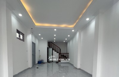 BÁN NHÀ NGÕ 2 CẦU BƯƠU-THANH TRÌ-32M 4 TẦNG GIÁ 5,18 TỶ