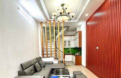 HƠN 6 TỶ-NHÀ ĐẸP-77 BÙI XƯƠNG TRẠCH-33M X4 TẦNG-NỘI THẤT ĐẸP Ở NGAY
