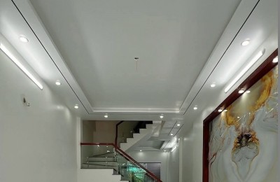 BÁN NHÀ ĐẸP 3.2 TỶ 3.5 TẦNG 69M2 Ô TÔ ĐỖ CỬA NGÕ ĐƯỜNG KÊNH