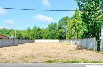 CẦN TIỀN BÁN 250M2 ĐẤT THỔ CƯ SHR NẰM NGAY CHỢ, TRƯỜNG HỌC. GIÁ 240TR