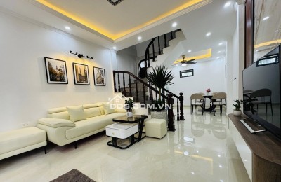 BÁN NHÀ RIÊNG TẠI ĐƯỜNG KIM GIANG, THANH XUÂN 6.8 TỶ 32M 4 TẦNG 2 THOÁNG.