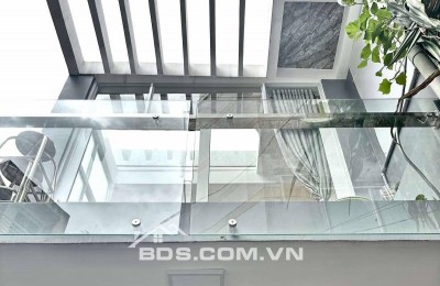 NGAY PHỐ BÙI VIỆN - 3 TẦNG - CÁCH 10M RA MẶT PHỐ-