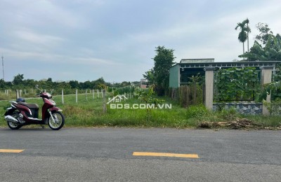 CẦN TIỀN BÁN 280M2 ĐẤT THỔ CƯ SÁT ĐƯỜNG QL LỚN, SHR NẰM GẦN TRƯỜNG HỌC. GIÁ 198TR