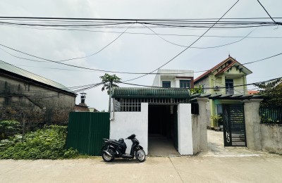 Xuất hiện 1 mảnh đất hiếm ngõ ô tô Thị Trấn Chúc sơn, Chương Mỹ, Hà Nội.