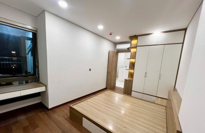 Chị gái cần cho thuê gấp căn hộ Khai Sơn 77m 2N 2VS giá 11tr full đồ liền tường